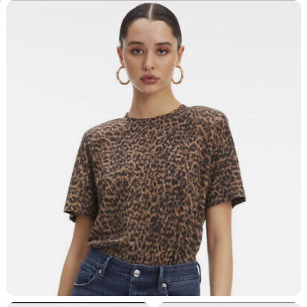 Good American Leopard Print Tee with shoulder pads